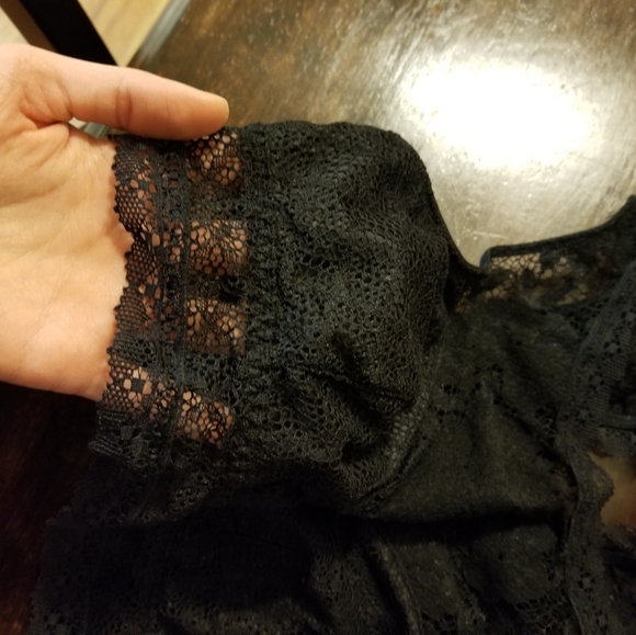 🎉NEW POST🎉 Victoria's Secret bralette - Picture 4 of 7